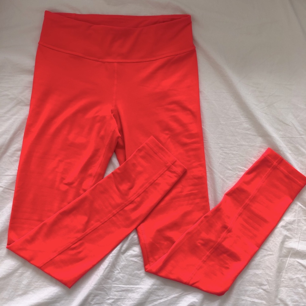 Under Amour Hot Pink Workout Leggings, size Small